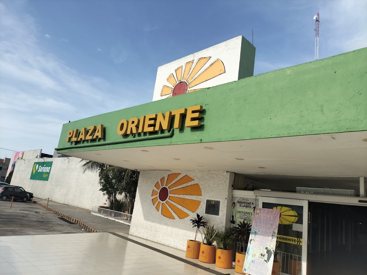 Plaza Oriente